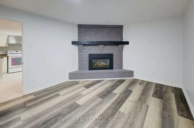 Additional image 33 of 18 Martinglen Cres