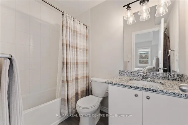 Additional image 25 of 219 Dundas St Unit 13