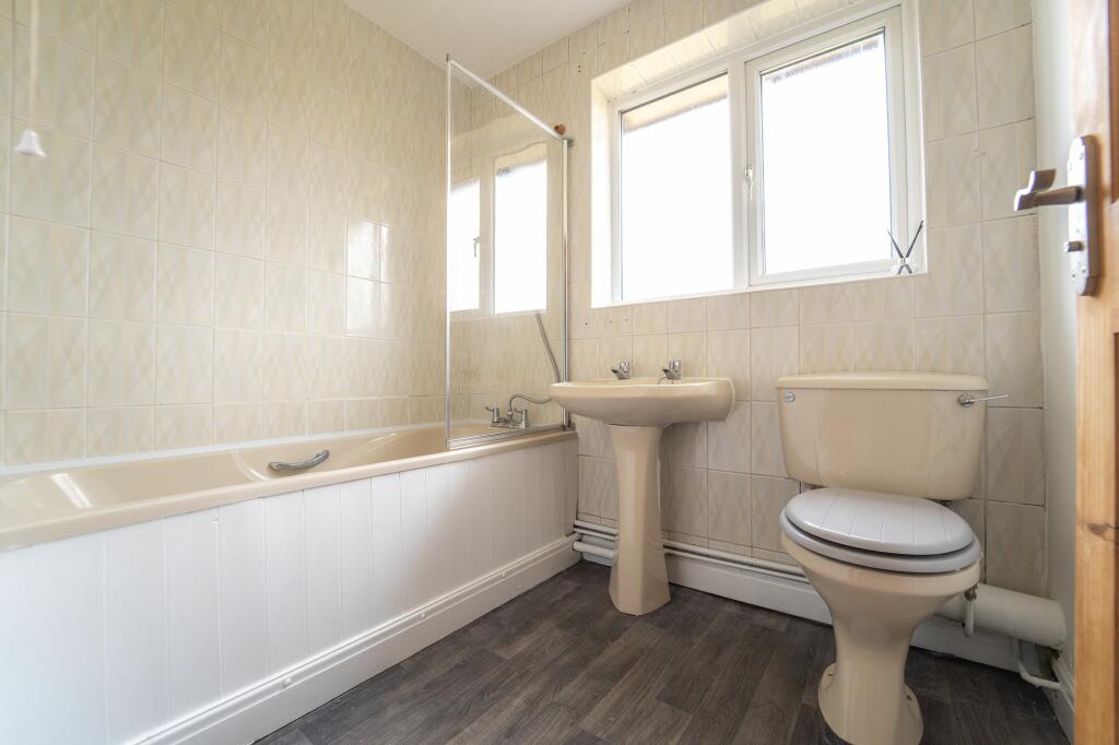 Additional image 12 of Mill Croft, Oakenholt, CH6