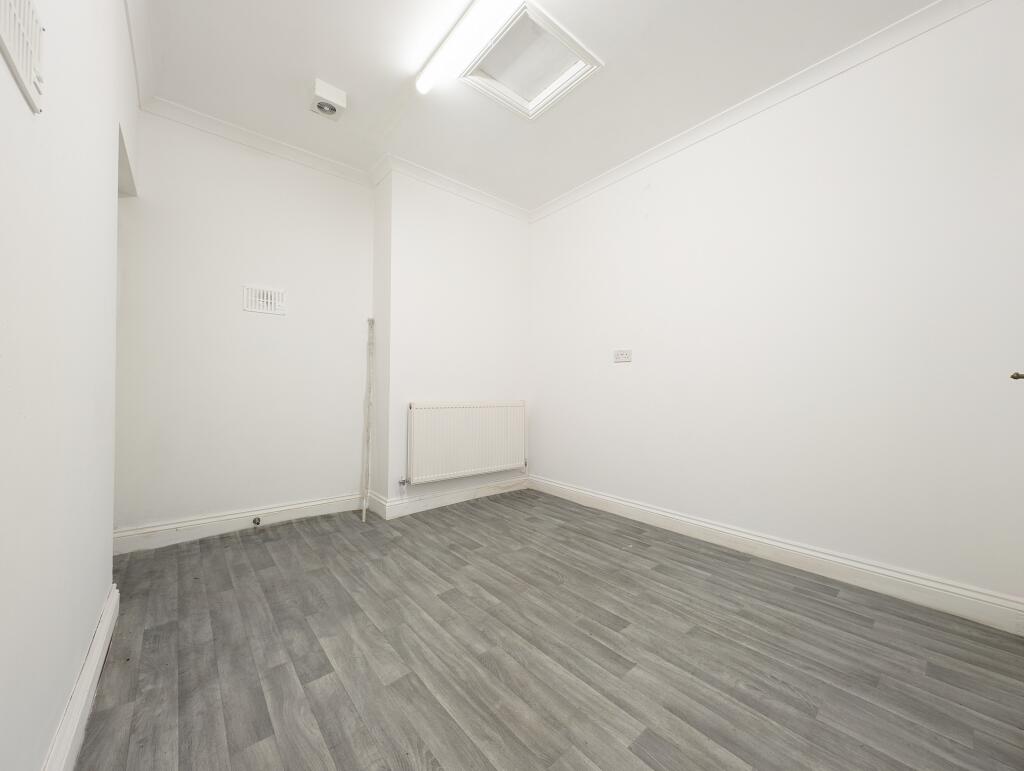 Additional image 6 of Oxford Street, Mountain Ash, CF45 3HB