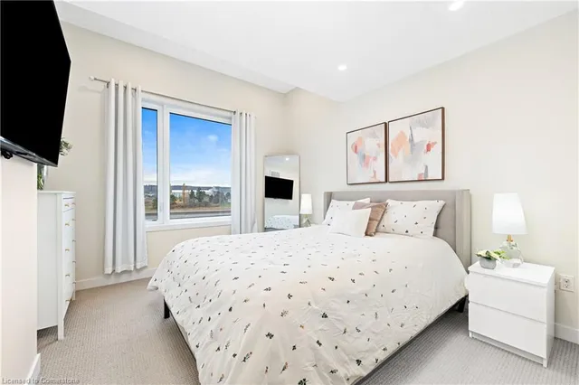 Additional image 10 of 590 North Service Rd Unit 52