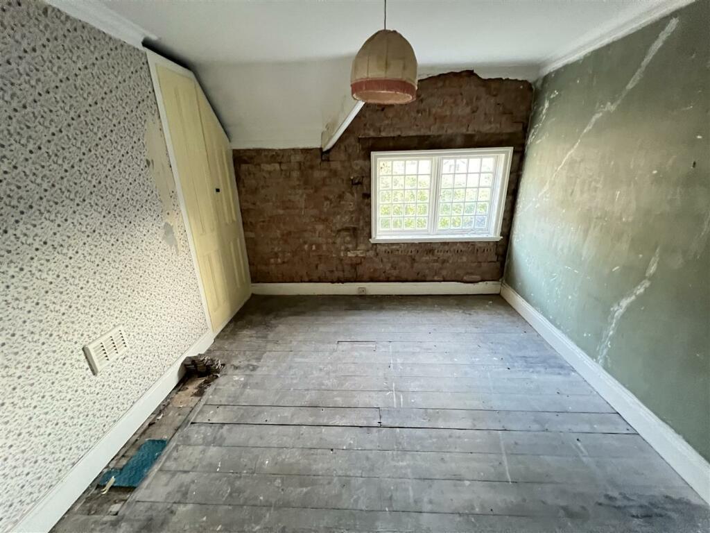 Additional image 17 of St. Georges Way, Thornton Hough, Wirral