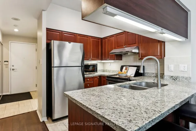 Additional image 14 of 230 Queens Quay Unit 1119