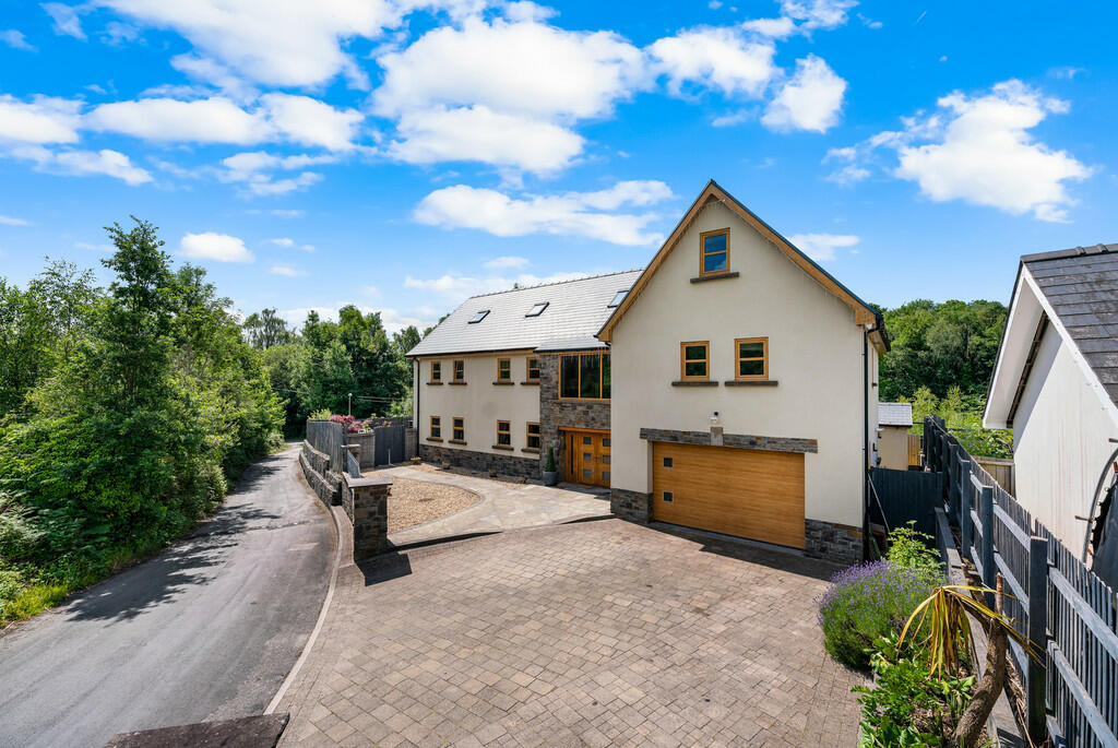 Additional image 48 of Moss Place, Aberdare