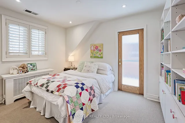 Additional image 24 of 14 Crescentwood Rd