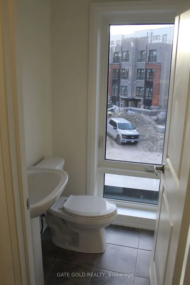 Additional image 9 of 11 # 35 PRIYA Lane