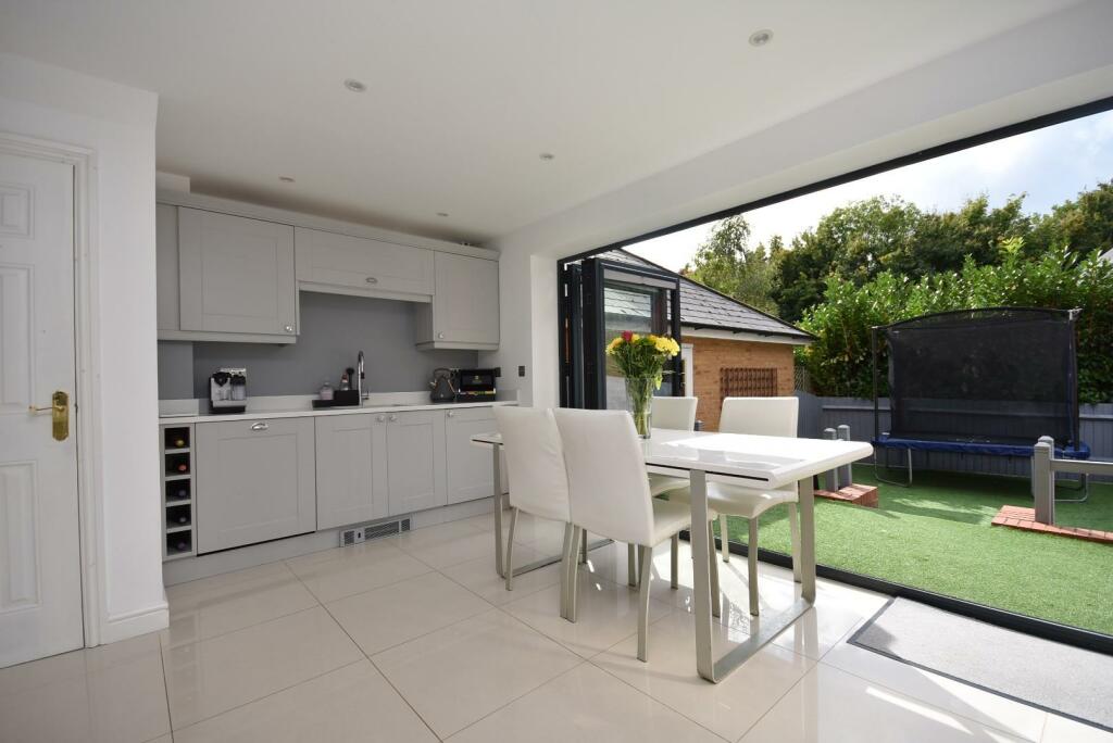 Additional image 4 of 28 Cae Canol, Penarth, CF64 3RL