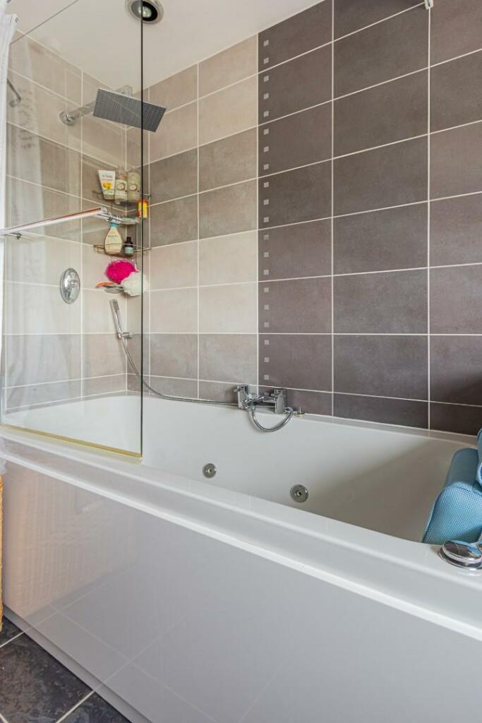 Additional image 32 of Cherwell Road, Penarth