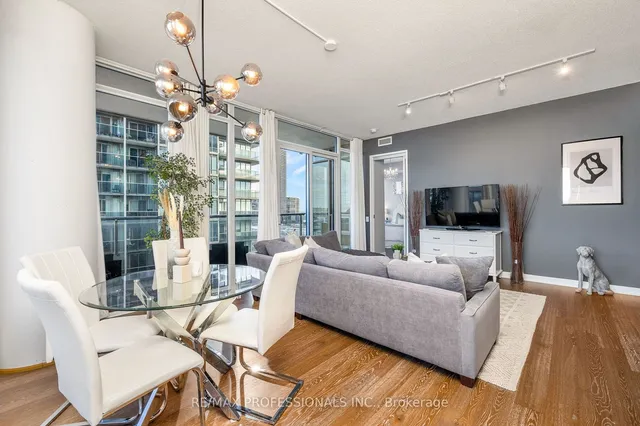 Additional image 18 of 88 Park Lawn Rd Unit 911