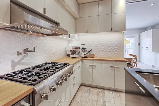 Additional image 14 of 115 Humbercrest Blvd