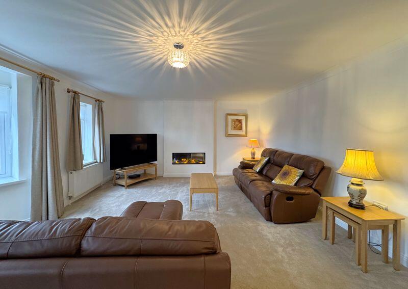 Additional image 31 of CAULDRON BARN ROAD - IMMACULATE 3 BEDROOM DETACHED HOME