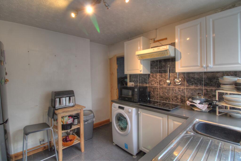 Additional image 11 of High Street, Trelewis, CF46