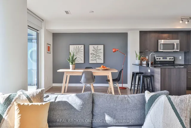 Additional image 20 of 78 Tecumseth St Unit 1004