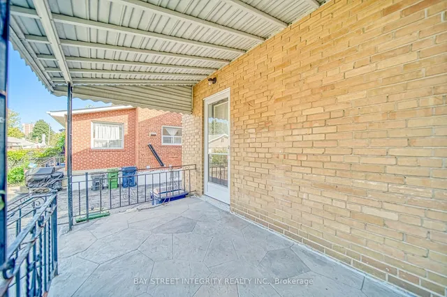 Additional image 32 of 12 Martini Dr