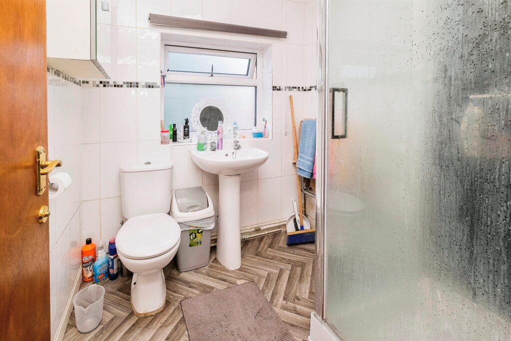 Additional image 11 of Village Road, Christleton, Chester