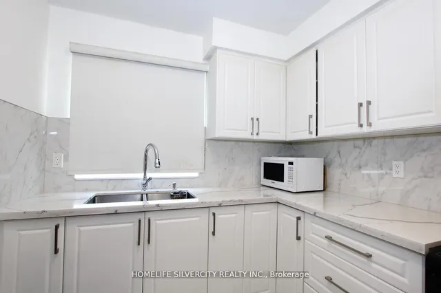 Additional image 6 of 2012 Martin Grove Rd Unit 46