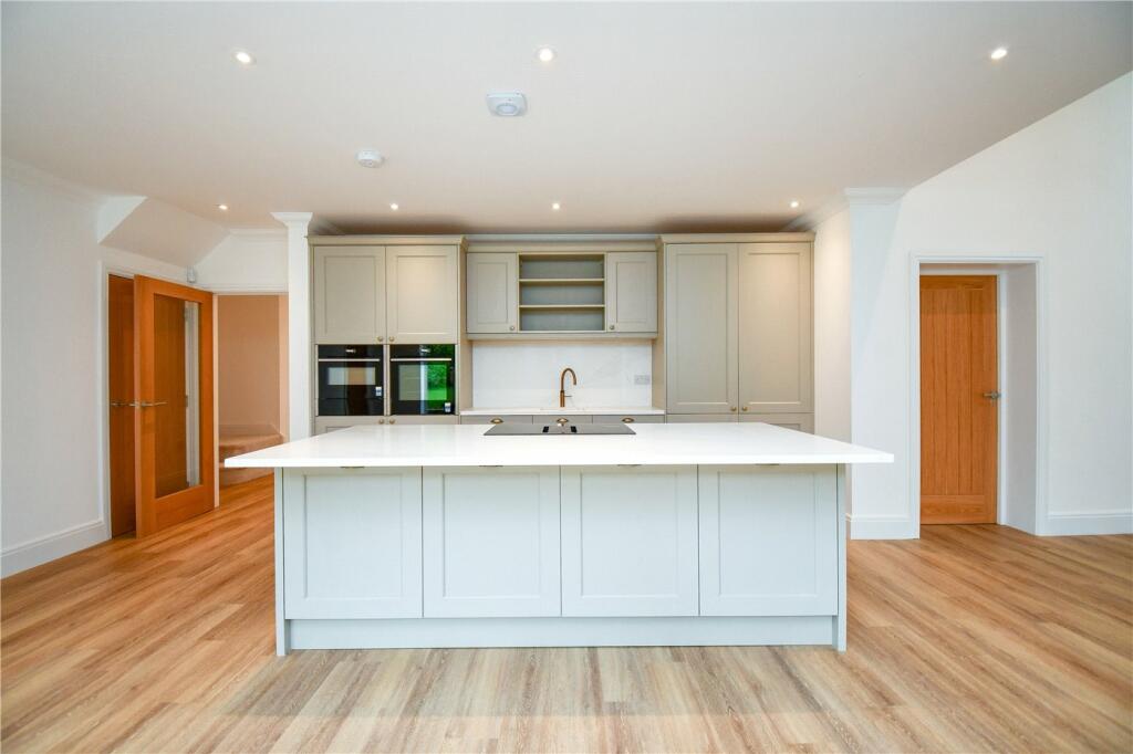 Additional image 7 of Burton Manor Gardens, The Village, Burton