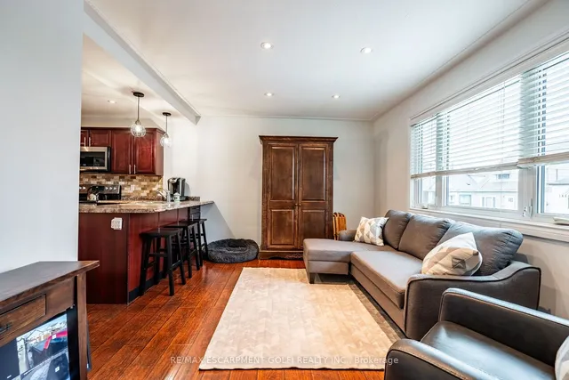 Additional image 5 of 76 Park Row