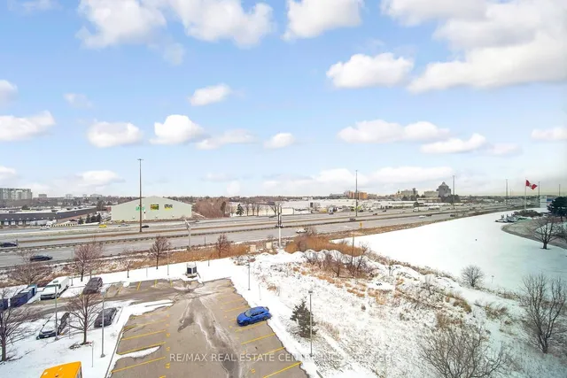 Additional image 31 of 11 Lee Centre Dr Unit 603