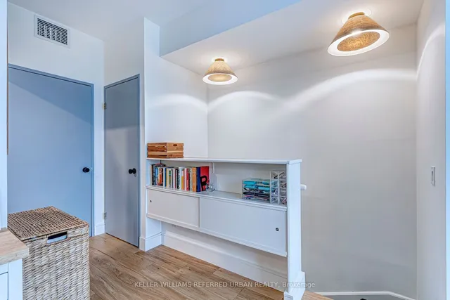 Additional image 21 of 901 Queen St Unit 404