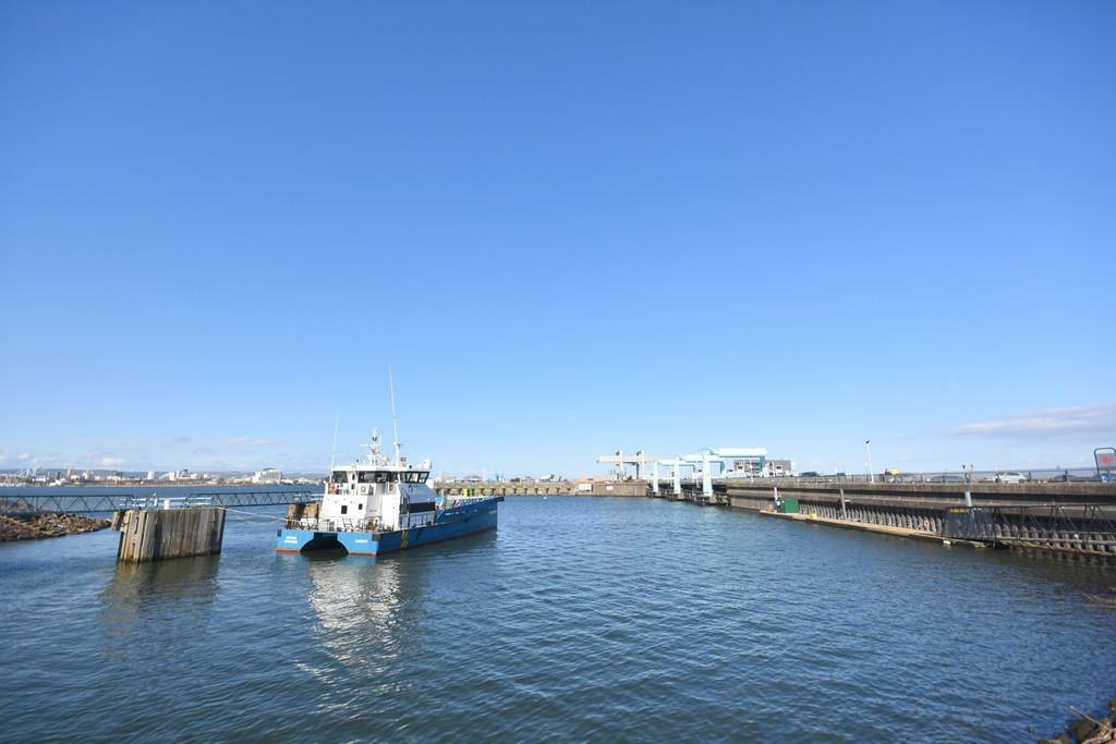 Additional image 2 of 8 Custom House Place, Penarth, CF64 1TP