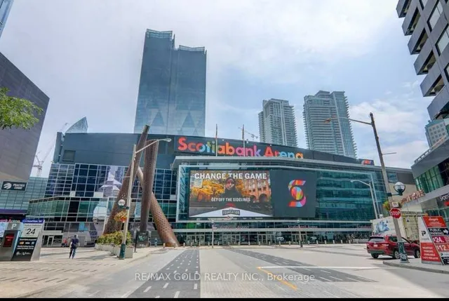 Additional image 8 of 55 Bremner Blvd Unit 2811