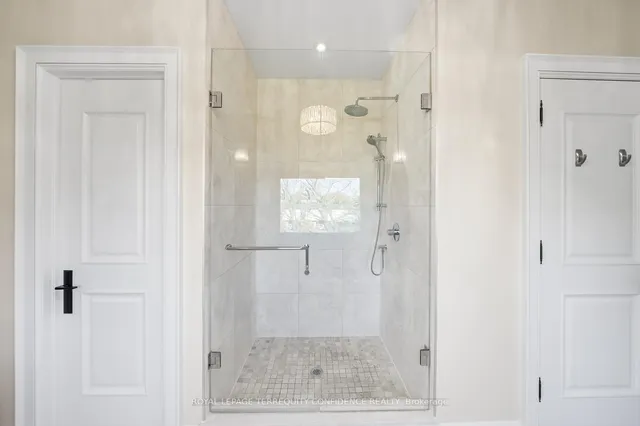 Additional image 21 of 384 Hounslow Ave