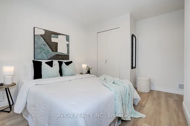 Additional image 4 of 250 Sprucewood Crt