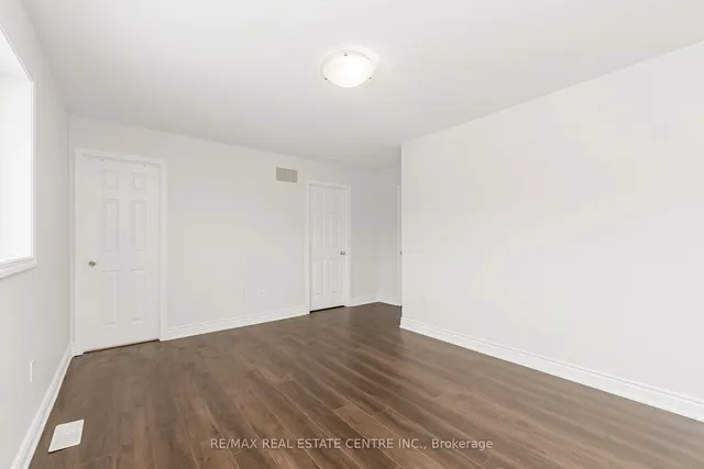 Additional image 17 of 359 Bussel Cres