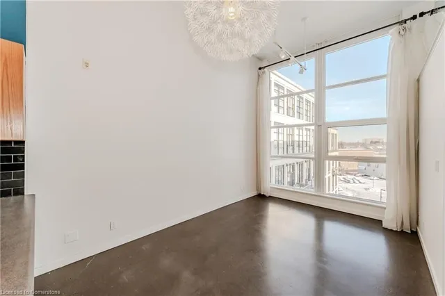 Additional image 16 of 404 King St Unit 505