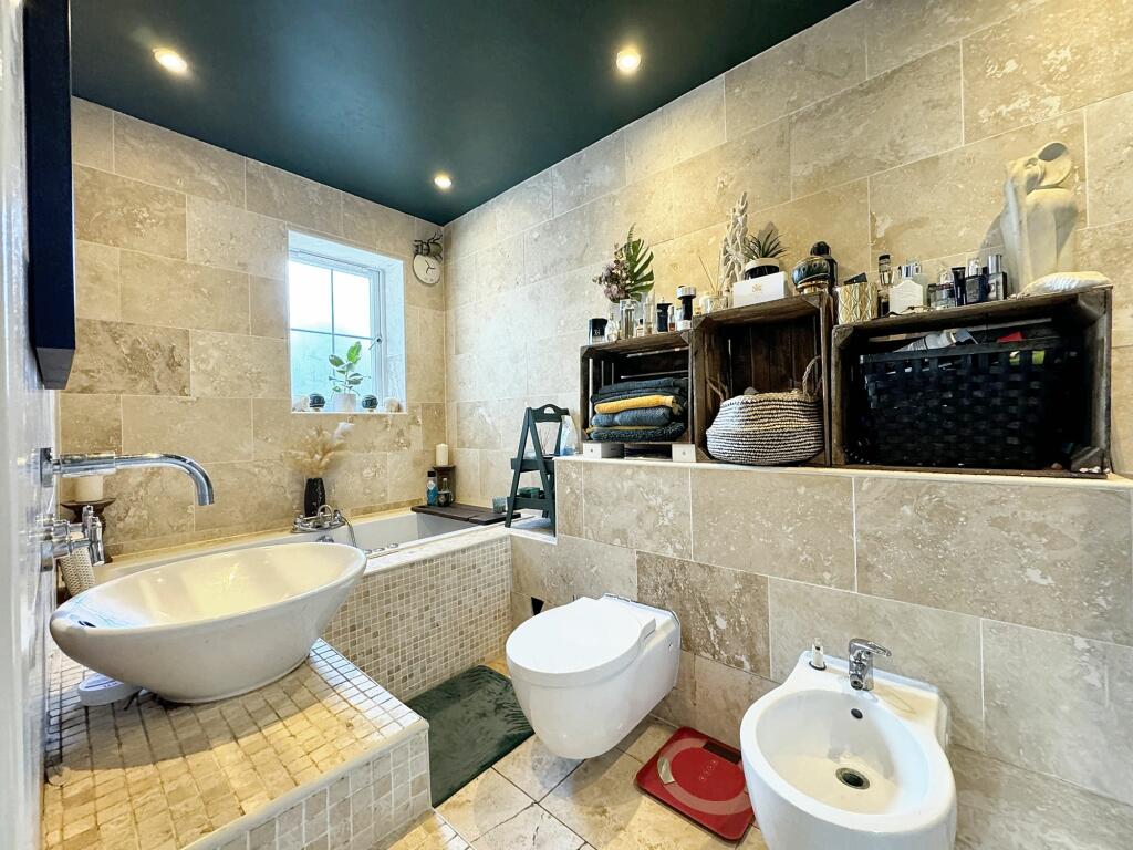 Additional image 24 of The Meadows, Waterloo, Machen