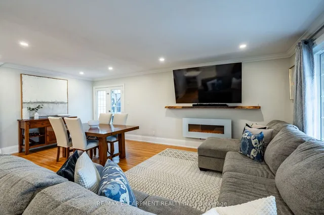 Additional image 5 of 555 Elwood Rd