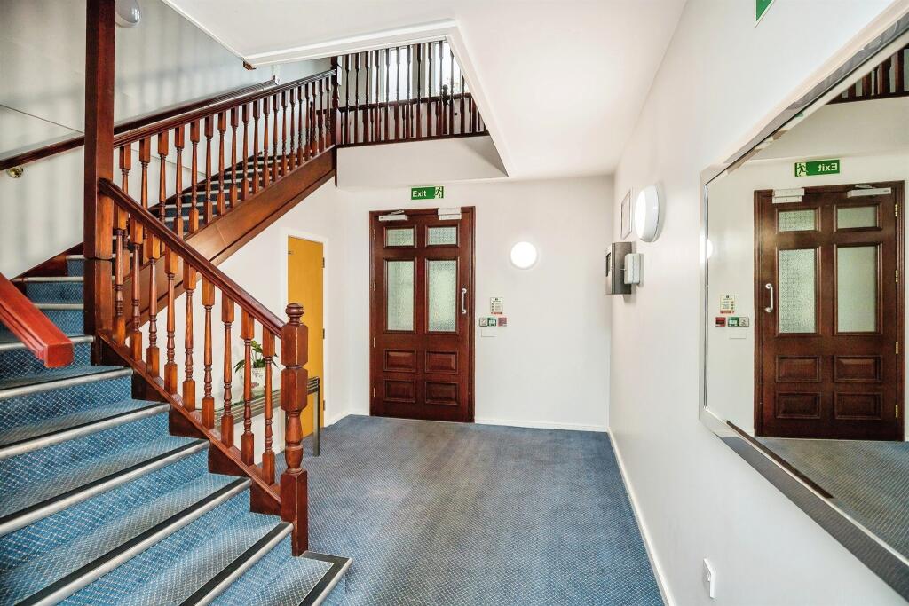 Additional image 2 of The Beeches, Upton, Chester