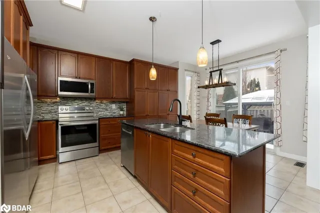 Additional image 15 of 260 Mcdougall Cross