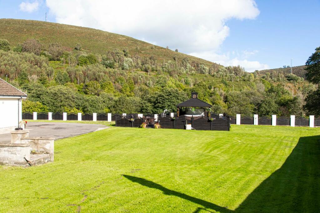 Additional image 54 of Ty'R-y-Wen Farm, Bedlinog, Treharris