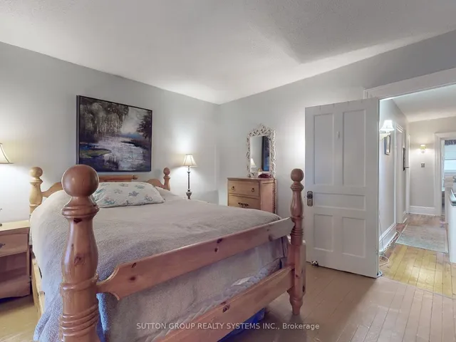 Additional image 10 of 2394 St Clair Ave