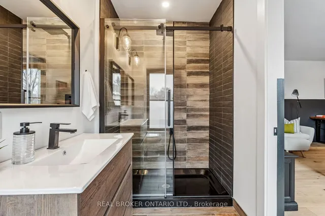 Additional image 28 of 44 Hunt Club Dr