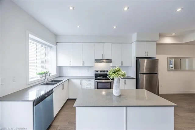 Additional image 10 of 121 William Duncan Rd