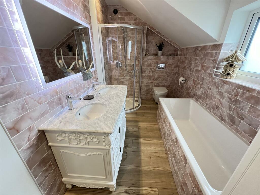 Additional image 24 of Mostyn Avenue, Heswall, Wirral