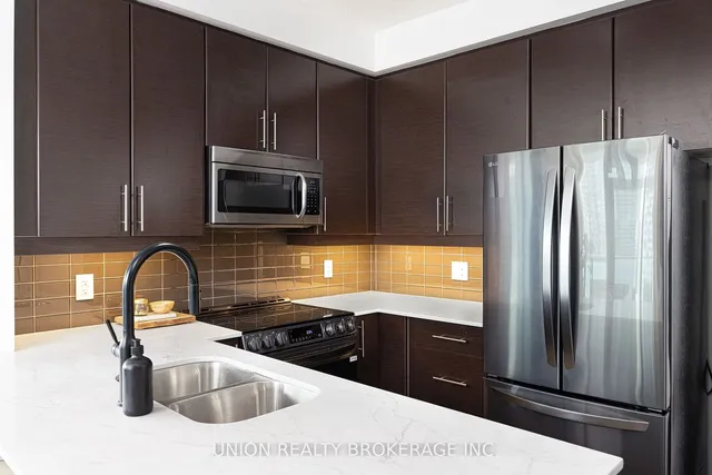 Additional image 15 of 33 Bay St Unit 2903