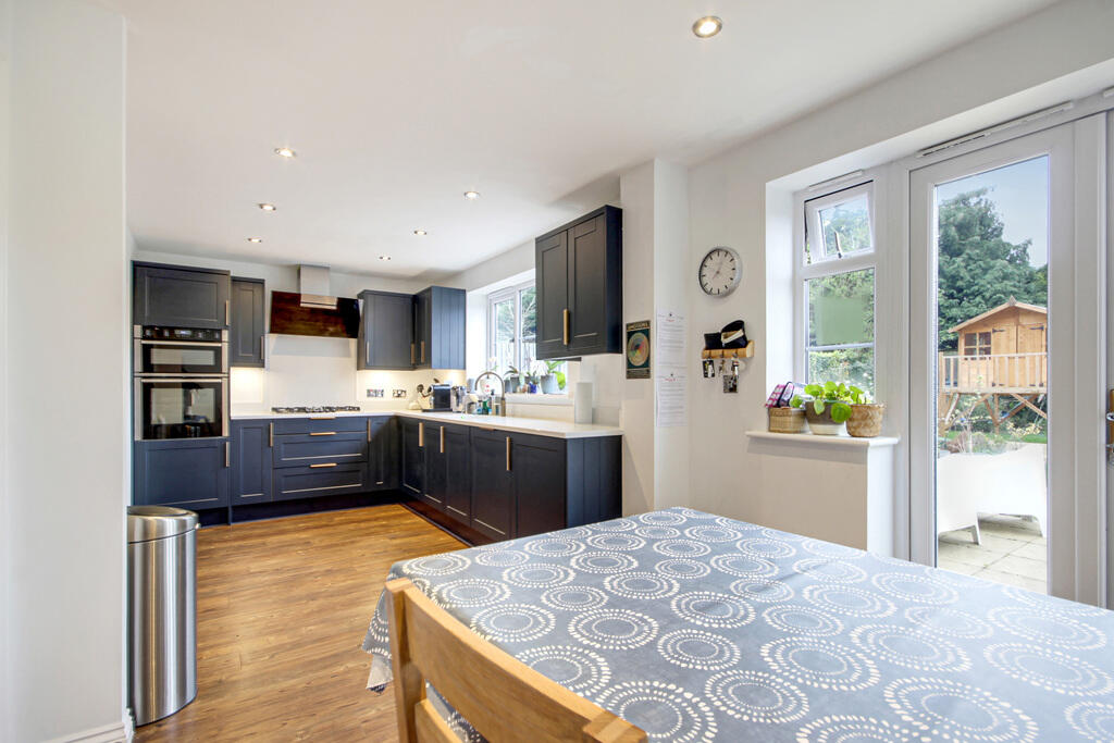 Additional image 6 of Waratah Drive, Chislehurst BR7