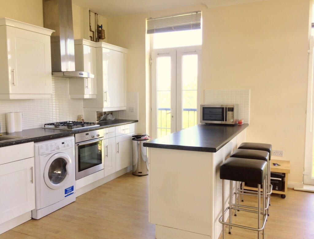 Mosquito Way, Hatfield, Hertfordshire, AL10