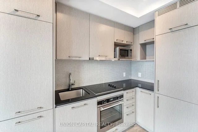 Additional image 10 of 87 Peter St Unit 3703