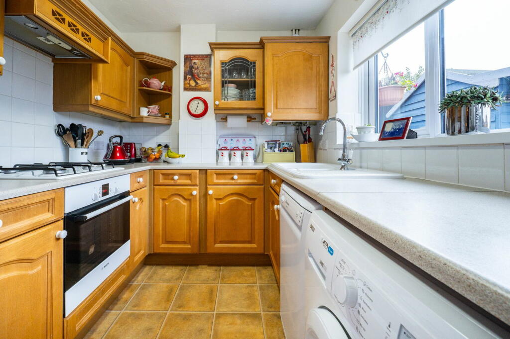 Additional image 10 of Meadow Way, Caerphilly, CF83 1TQ