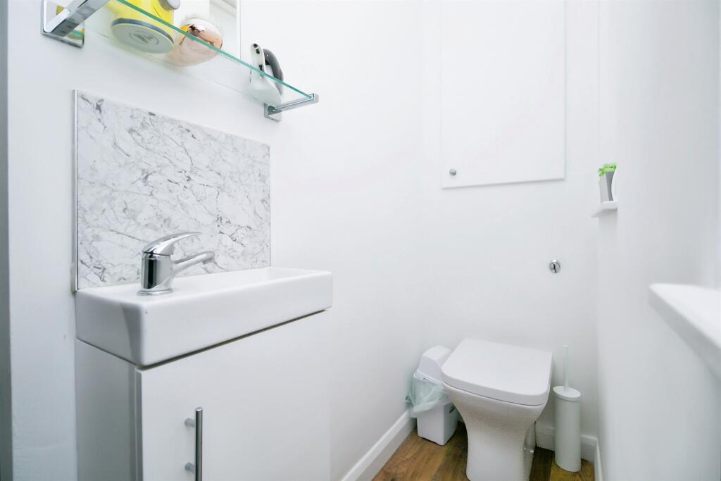 Additional image 8 of Glebe Street, Penarth