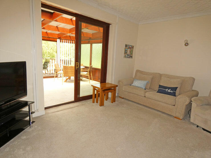 Additional image 6 of Summerfield Hall Lane, Maesycwmmer, Hengoed, CF82 7RG