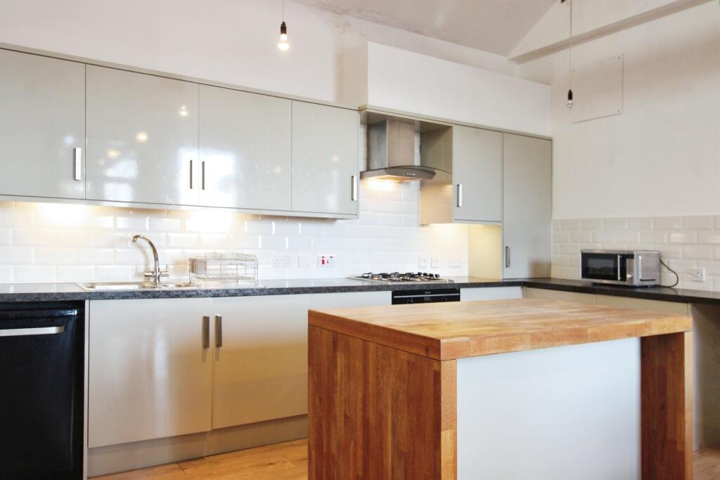 Additional image 6 of Windsor Arcade, Penarth