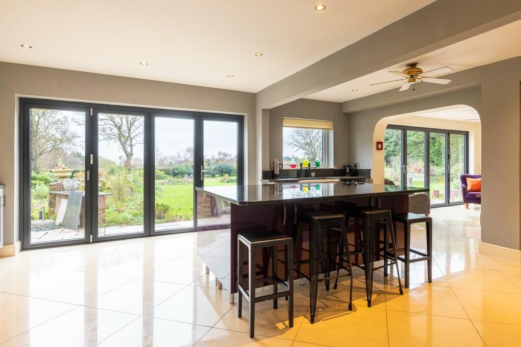 Additional image 18 of Links Hey Road, CH48