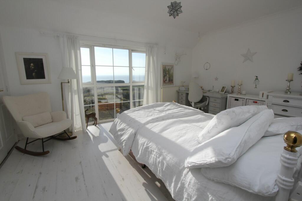 Additional image 13 of Heol Y Dryw, Rhoose Point, CF62 3LR