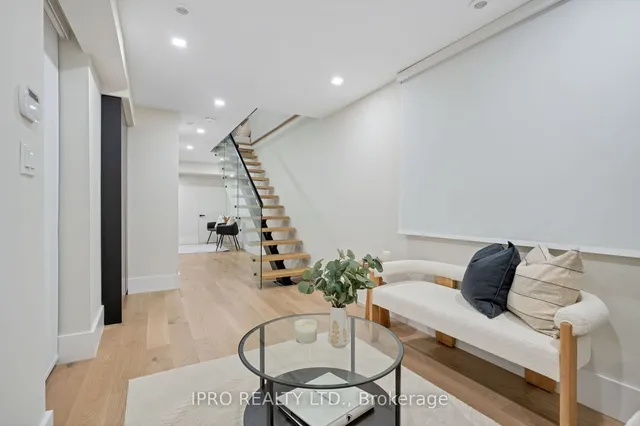 Additional image 29 of 951B Greenwood Ave